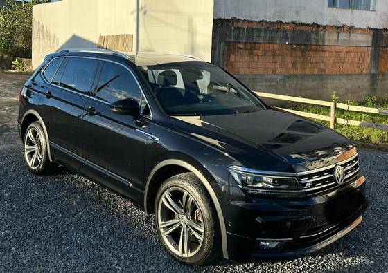 VOLKSWAGEN TIGUAN 2.0 350 TSI GASOLINA ALLSPACE R-LINE 4MOTION DSG VOLKSWAGEN TIGUAN 2.0 350 TSI GASOLINA ALLSPACE R-LINE 4MOTION DSG